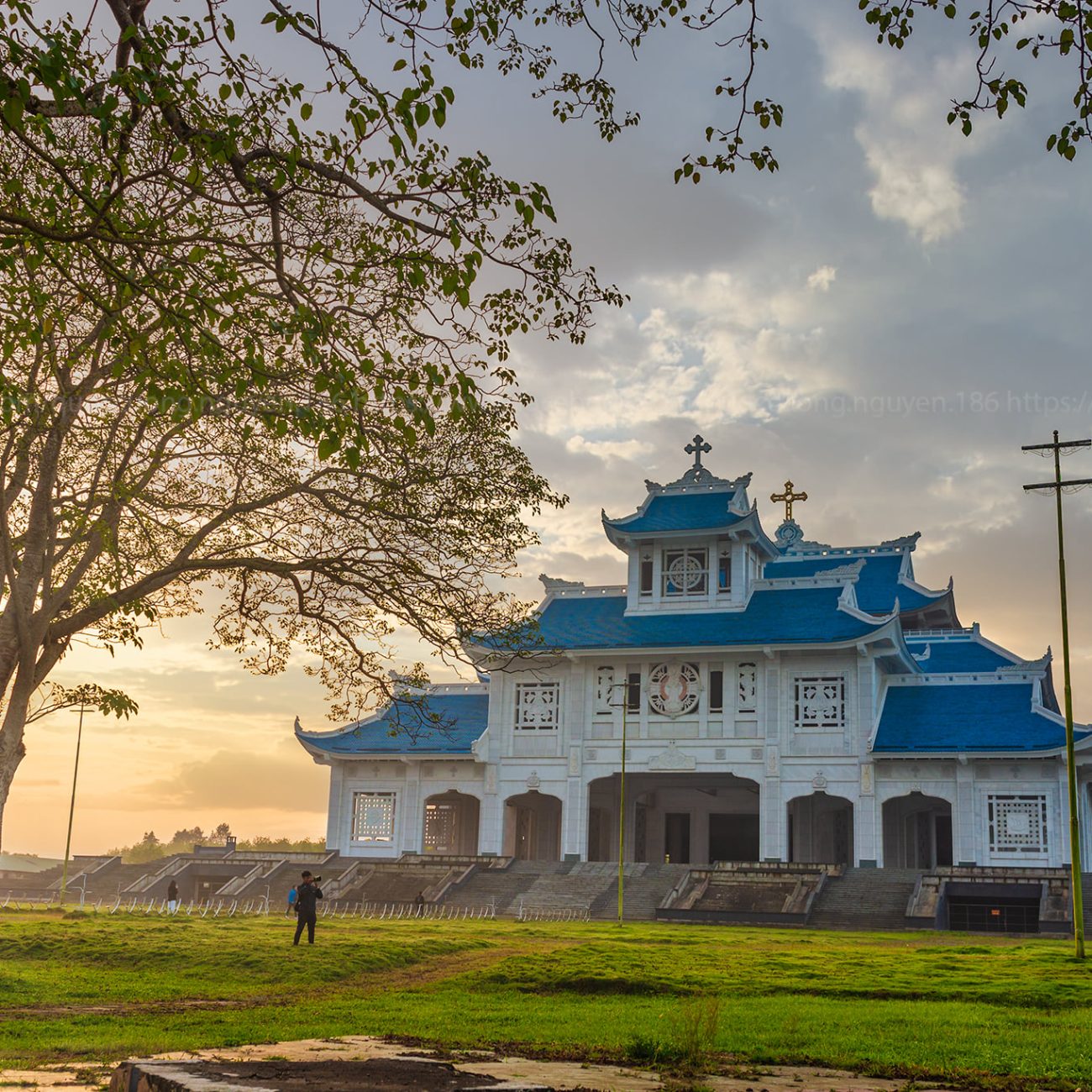 Tour Du Lịch Huế -Quảng Trị – Quảng Bình 3 Ngày 2 Đêm