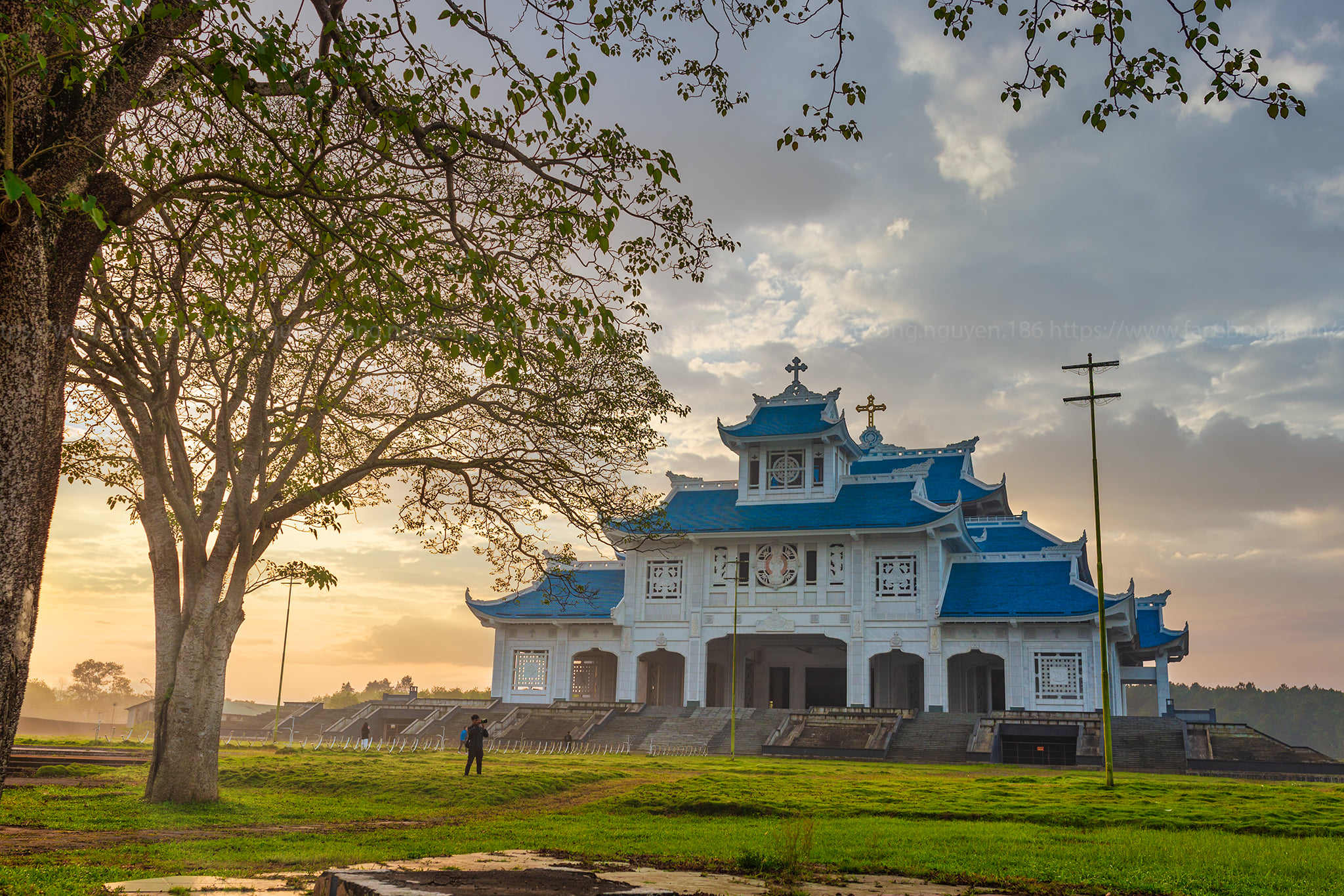Tour Du Lịch Huế -Quảng Trị – Quảng Bình 3 Ngày 2 Đêm